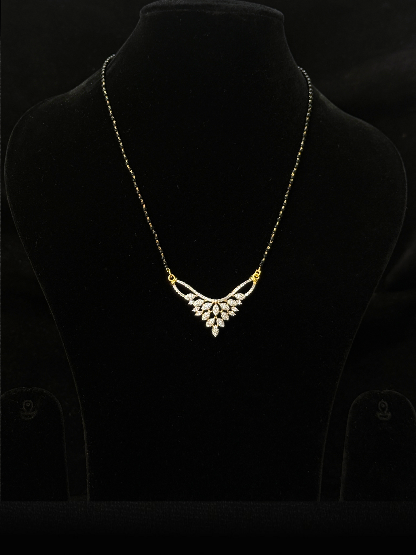 Radiant Leaf Drop Mangalsutra – 925 Silver Gold Polish